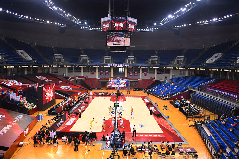 疫情下，NBA球賽重啟遇到LED顯示屏尷尬